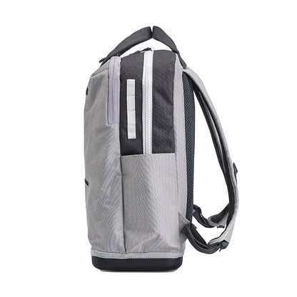 Plano Weekend Tackle Backpack 3700 Coast storage detail