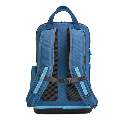 Plano Weekend Tackle Backpack 3700 Wave feature detail